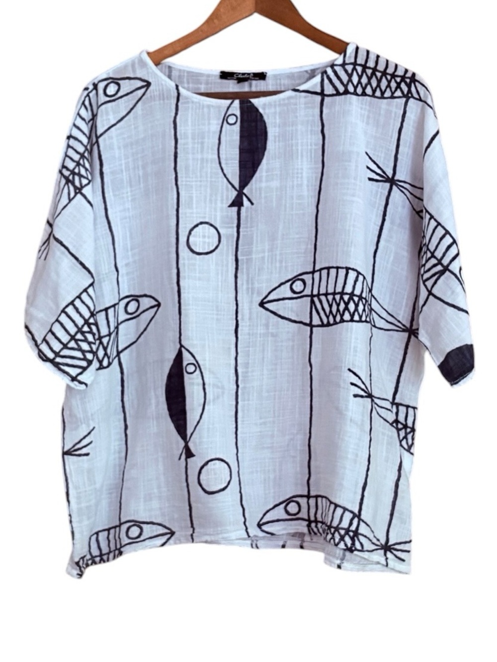 Charlie B White Navy Linen Blend Italian Fish Print Boxy Short Sleeve Top  Sz M
